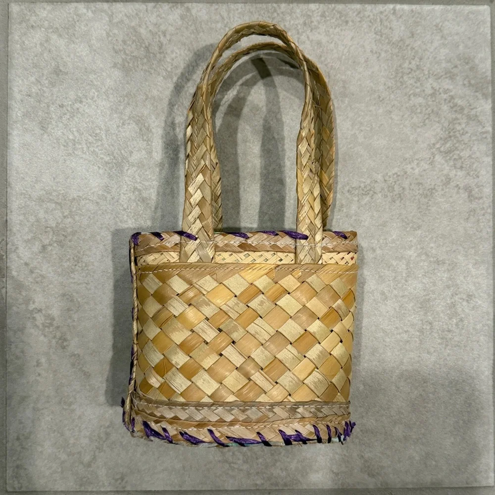 Hello Kitty Woven Straw Mini Tote Bag Sanrio Style Basket Purse Kawaii Summer - Picture 3 of 7